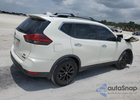 2018 Nissan Rogue S z USA, uszkodzony, nr VIN 5N1AT2MT8JC743657